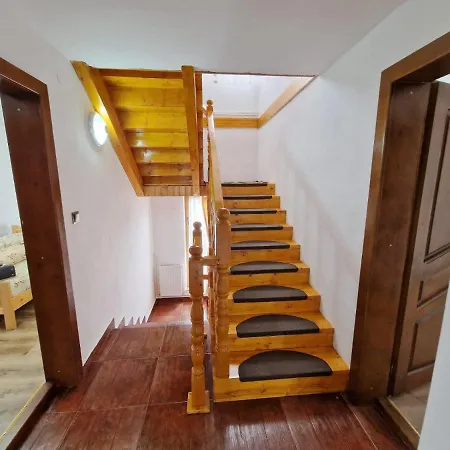 Jaktstuga Poiana Dealul Frumos Gîrda de Sus